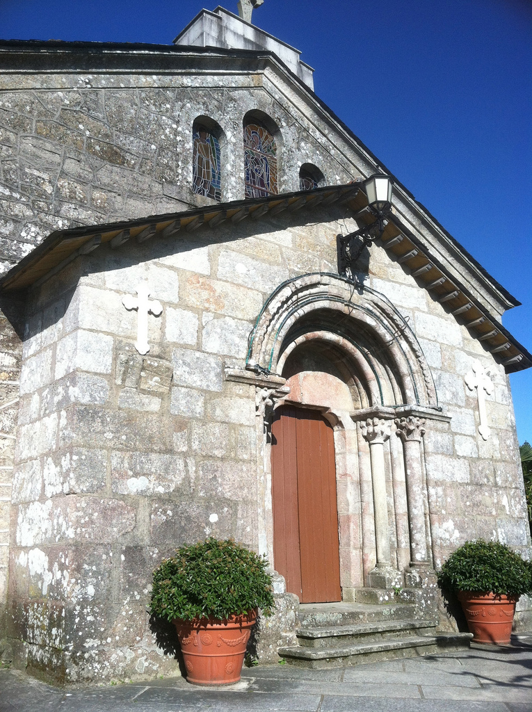 Iglesia de San Tirso in Palas de Rei. I'll come back here after checking into the albergue.