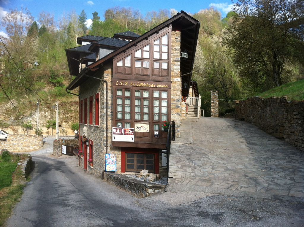 Bar in Las Herrerías - Second Breakfast