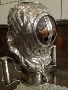 Saint Guillermo, back of reliquary